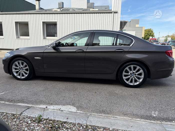 BMW 530, 3.0 l., Седан