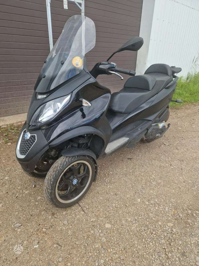 Piaggio MP3 500cc, tricikli