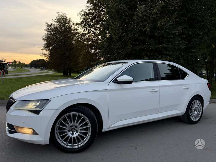Skoda Superb, 2.0 l., Хэтчбек
