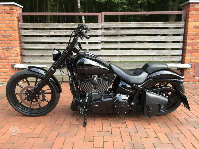 Harley-Davidson BREAKOUT 1688cc, choppers / cruisers / custom