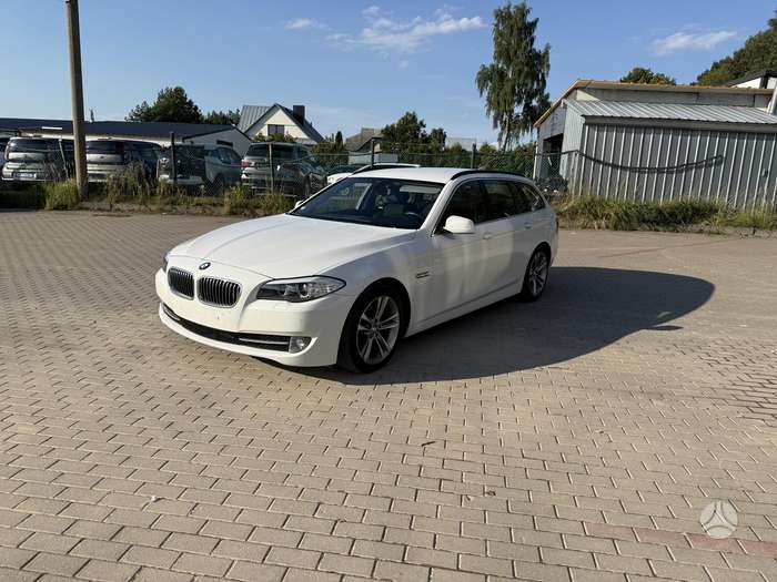 BMW 520, 2.0 l., Универсал