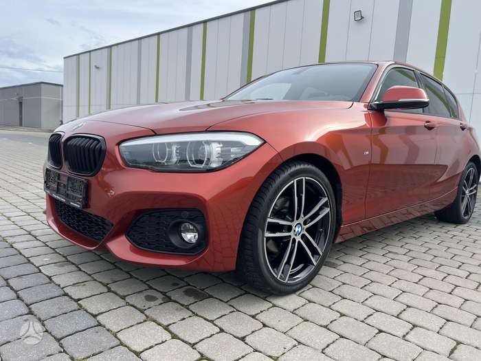 BMW 118, 1.5 l., Хэтчбек