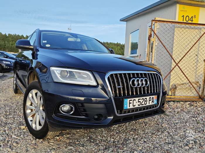 Audi Q5, 2.0 l., Внедорожник / Кроссовер