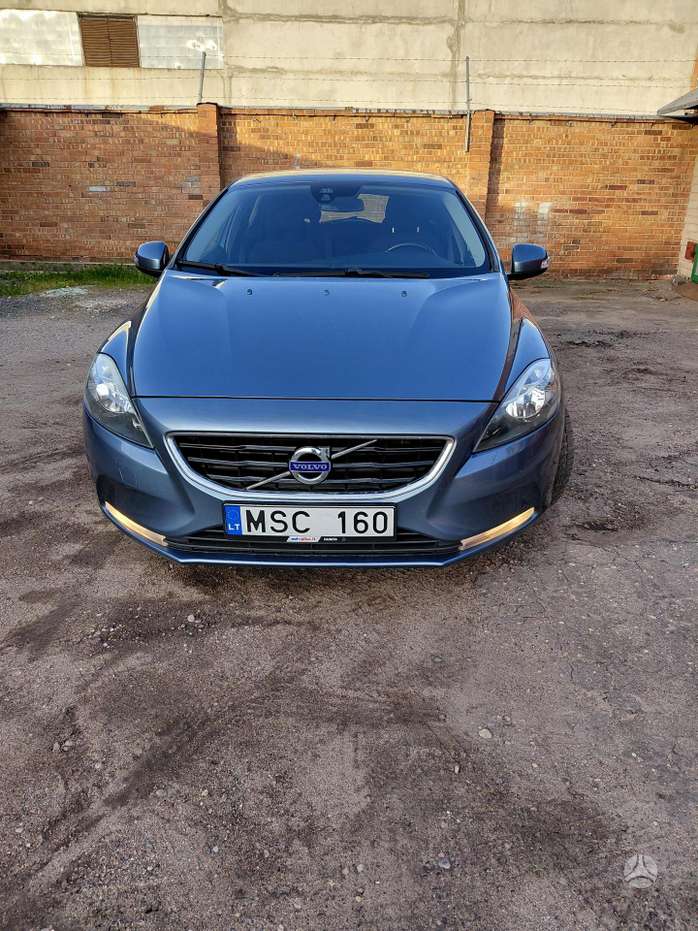 Volvo V40, 1.6 l., Хэтчбек