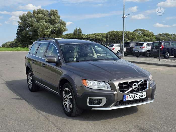 Volvo XC70, 2.4 l., Универсал
