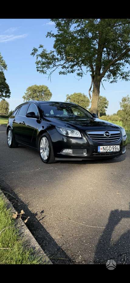 Opel Insignia, 2.0 l., hatchback