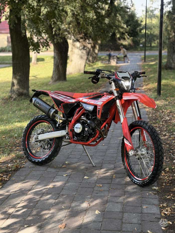 Beta RR 125cc, supermoto