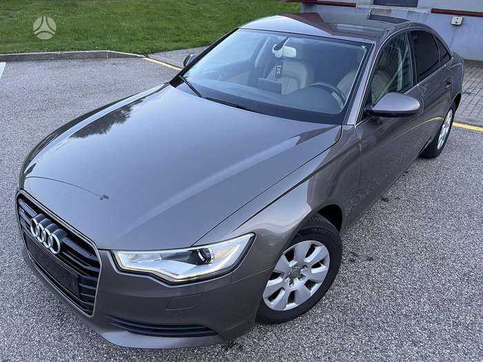 Audi A6, 2.0 l., Седан