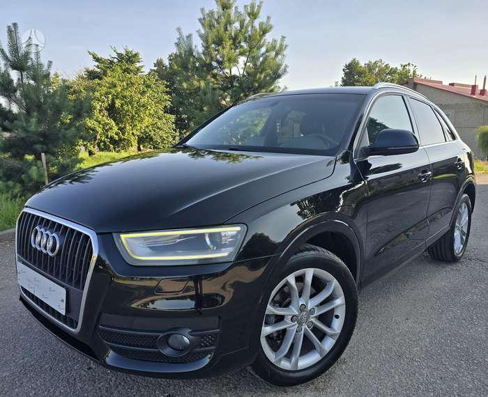 Audi Q3, 2.0 l., Внедорожник / Кроссовер