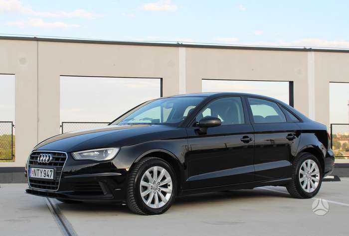 Audi A3, 1.6 l., Седан