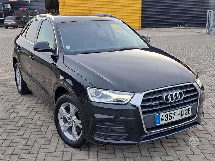 Audi Q3, 2.0 l., off-road / crossover