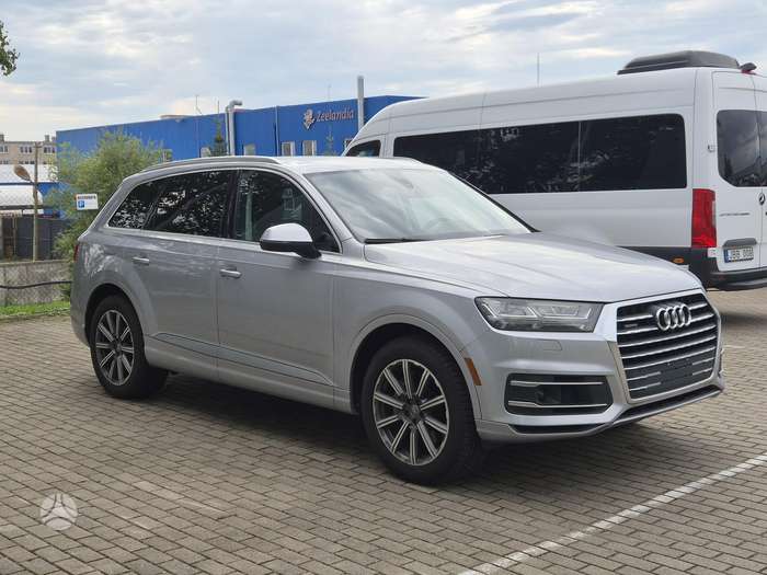Audi Q7, 3.0 l., Внедорожник / Кроссовер