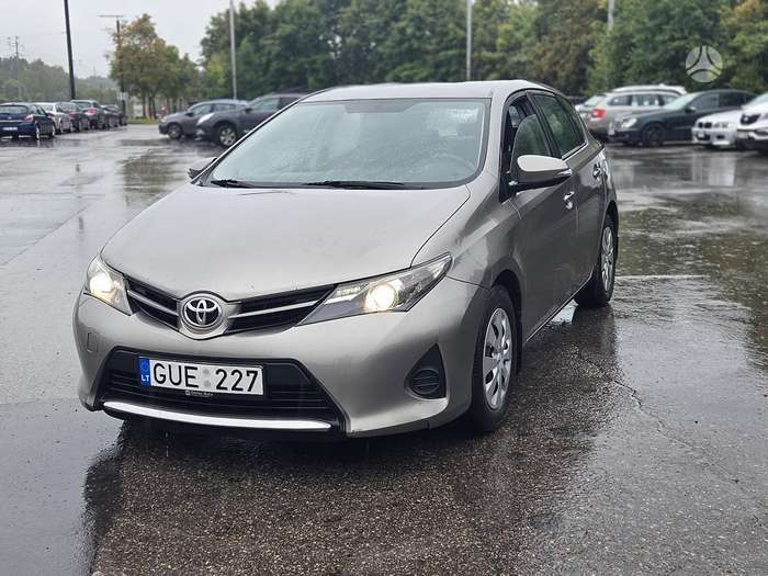 Toyota Auris, 1.4 l., hatchback