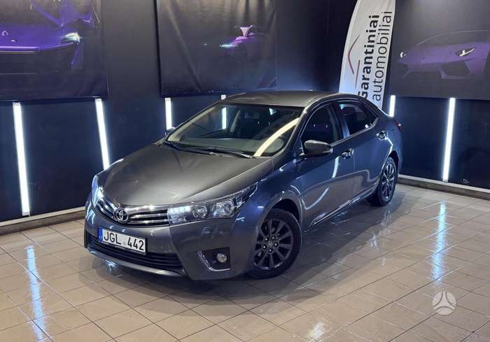 Toyota Corolla, 1.6 l., Седан