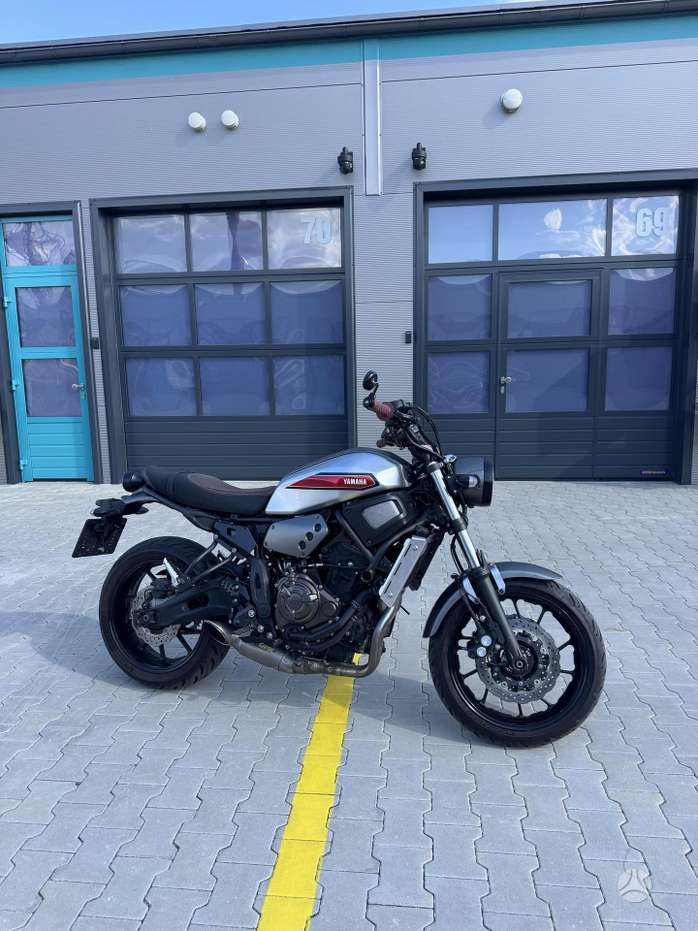 Yamaha XSR 700cc, street / classic