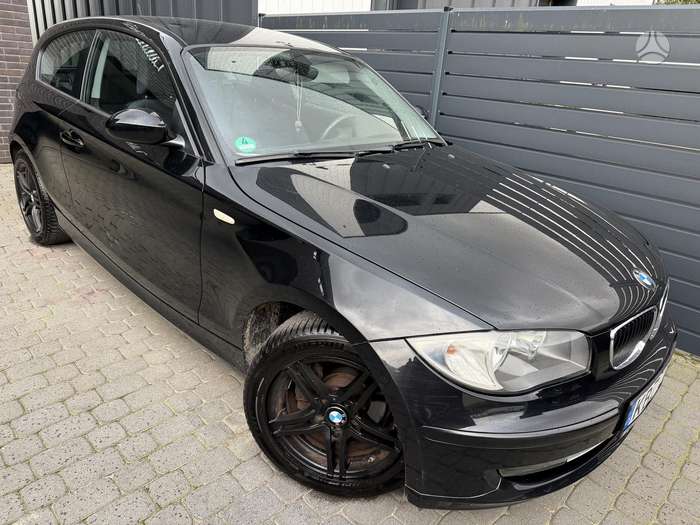 BMW 120, 2.0 l., hatchback