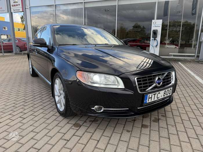 Volvo S80, 2.4 l., Седан