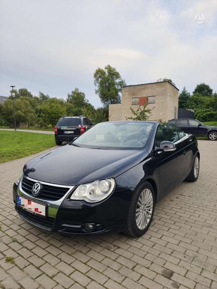 Volkswagen Eos, 2.0 l., convertible