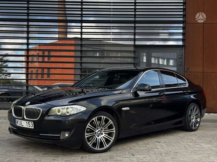 BMW 525, 3.0 l., Седан