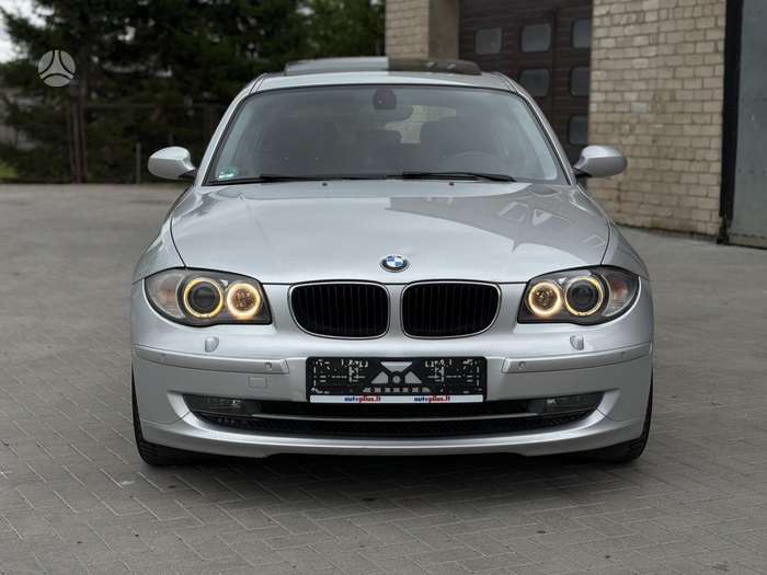 BMW 118, 2.0 l., Хэтчбек