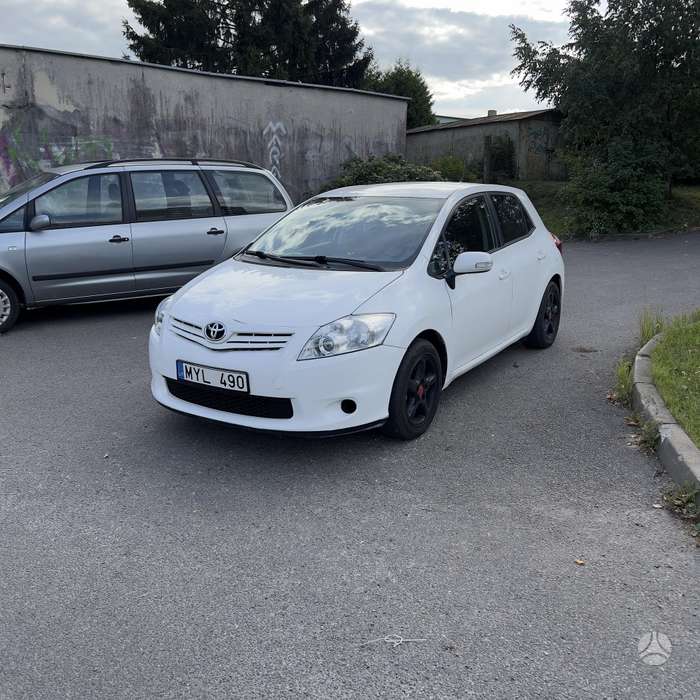Toyota Auris, 2.0 l., Хэтчбек
