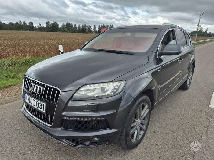 Audi Q7, 4.2 l., off-road / crossover