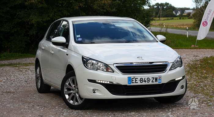 Peugeot 308, 1.2 l., hatchback