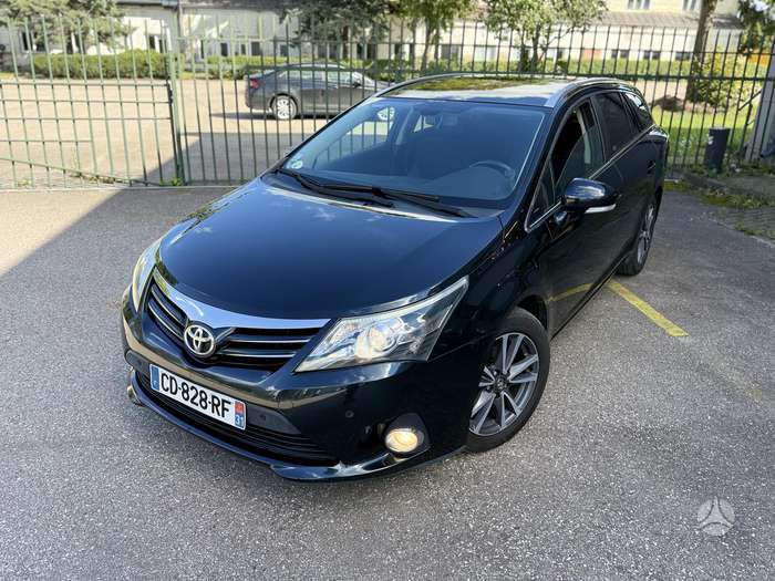 Toyota Avensis, 2.0 l., Универсал