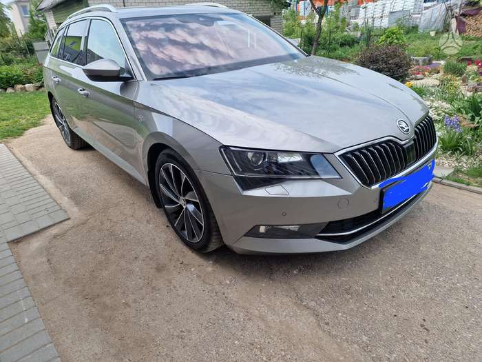 Skoda Superb, 1.8 l., wagon