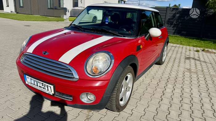 Mini Cooper, 1.6 l., hatchback