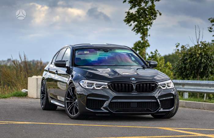 BMW M5, 4.4 l., Седан
