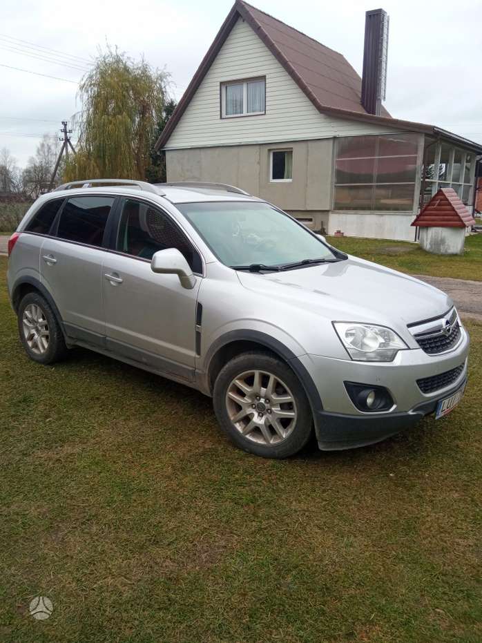 Opel Antara, 2.2 l., off-road / crossover