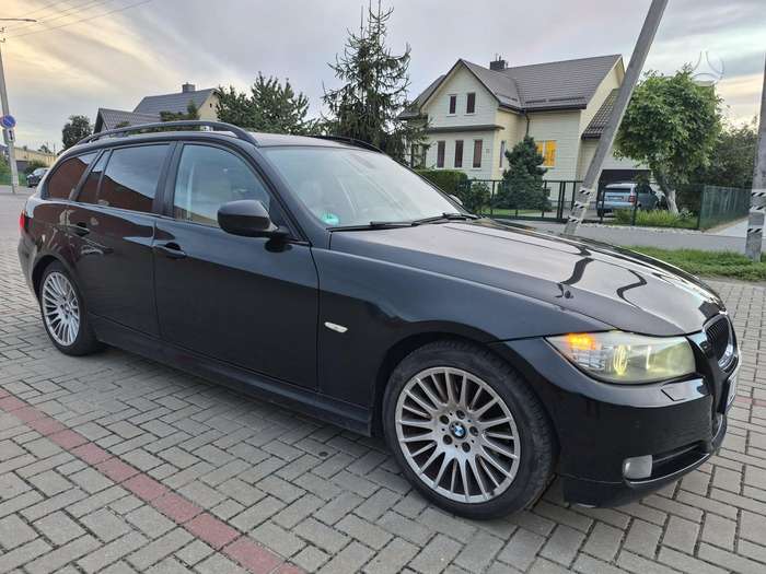 BMW 320, 2.0 l., wagon