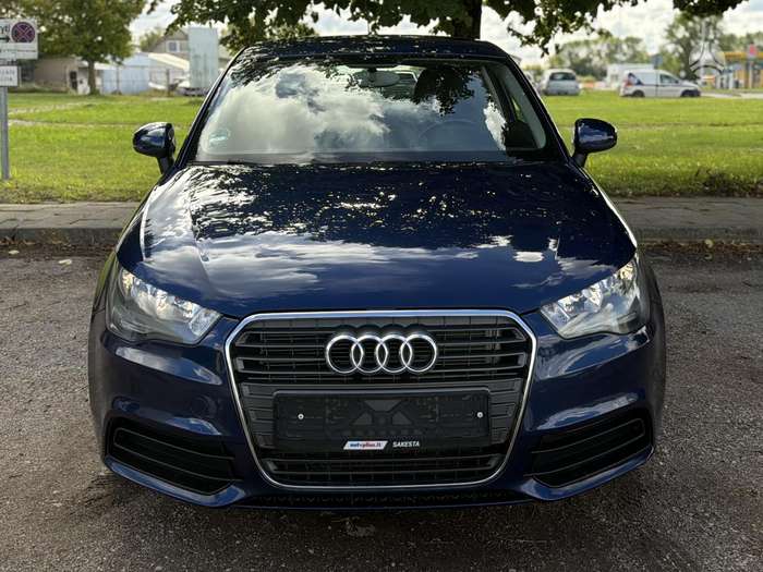 Audi A1, 1.6 l., hatchback