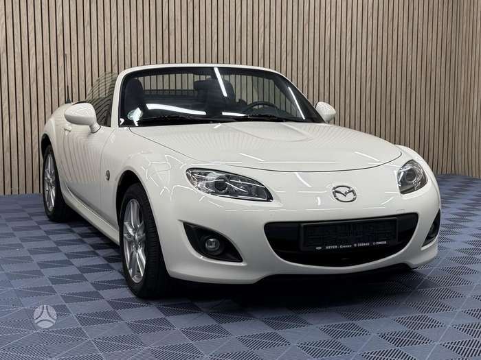 Mazda MX-5, 1.8 l., Кабриолет