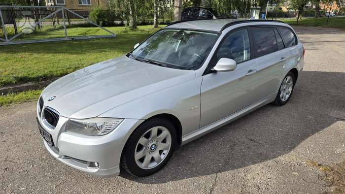 BMW 320, 2.0 l., universalas