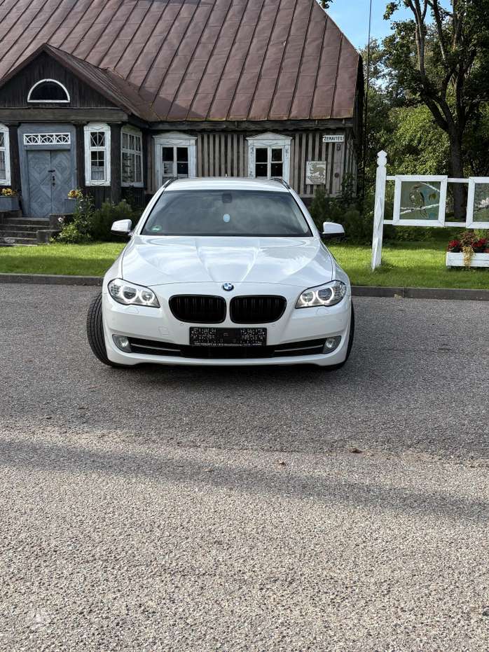 BMW 520, 2.0 l., wagon