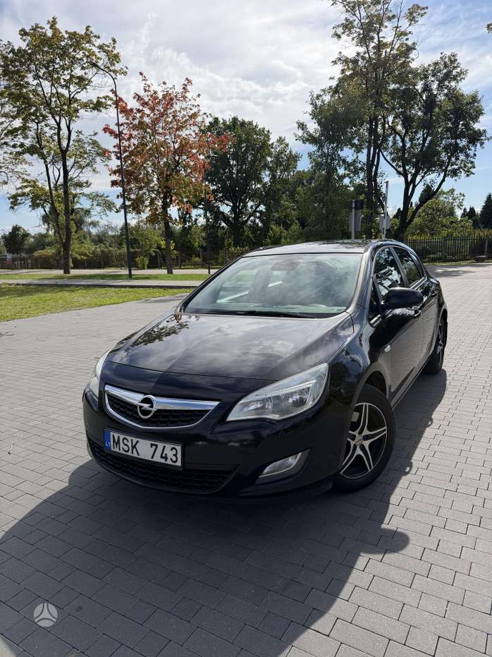 Opel Astra, 1.7 l., hatchback
