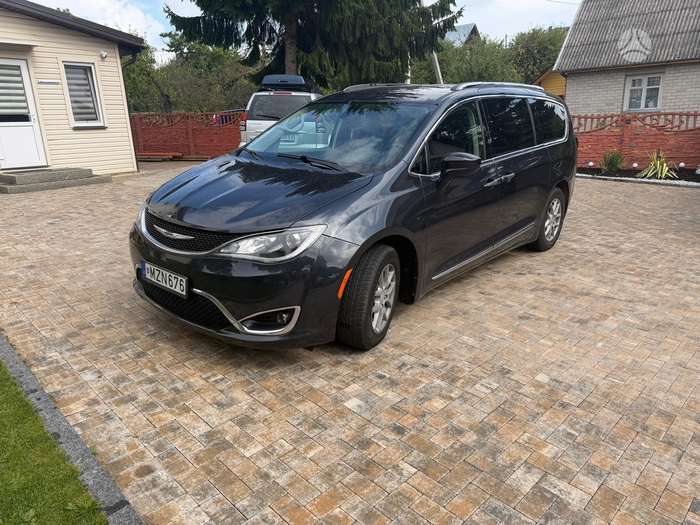 Chrysler Pacifica, 3.6 l., Минивэн