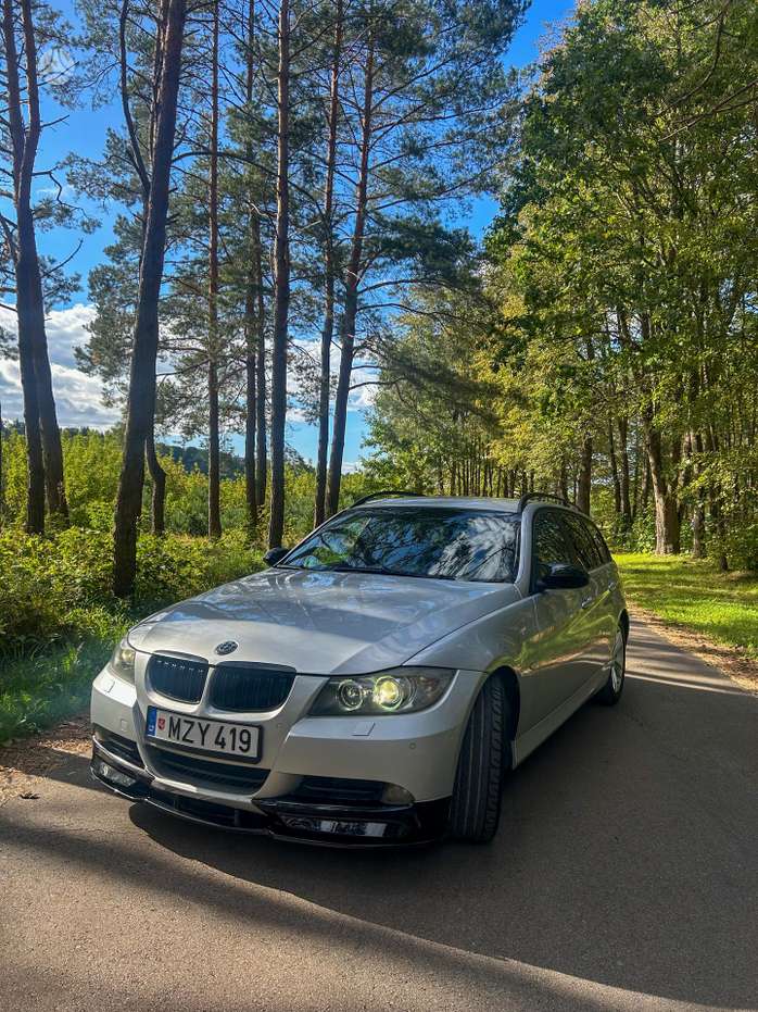 BMW 320, 2.0 l., wagon