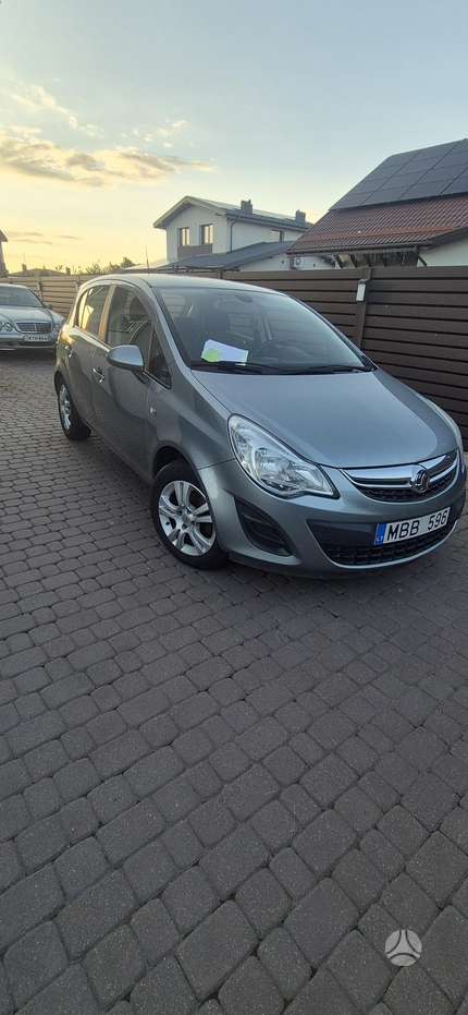 Opel Corsa, 1.3 l., Хэтчбек