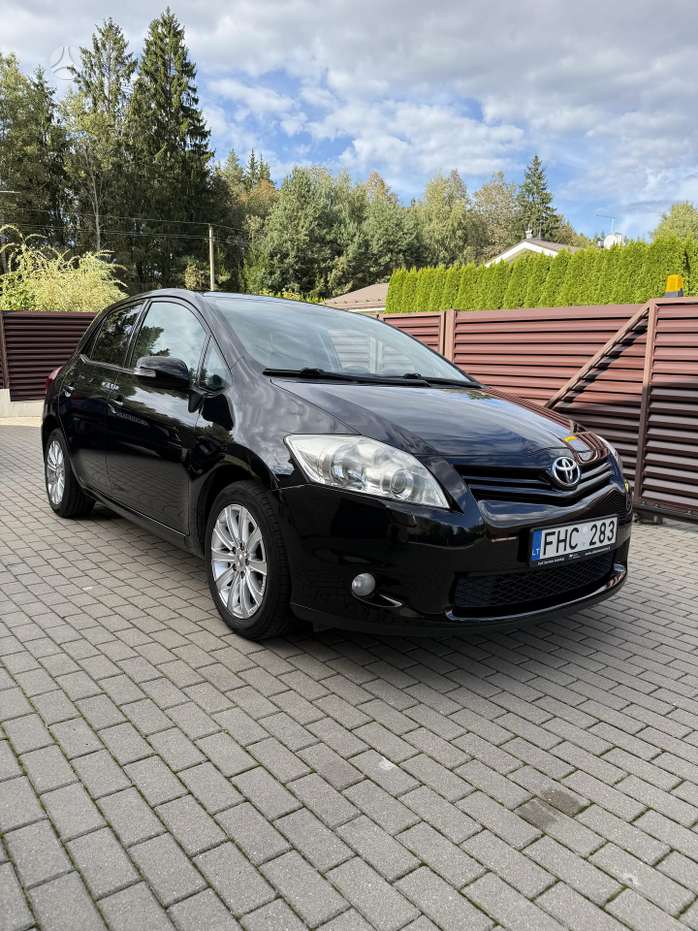 Toyota Auris, 1.6 l., hatchback