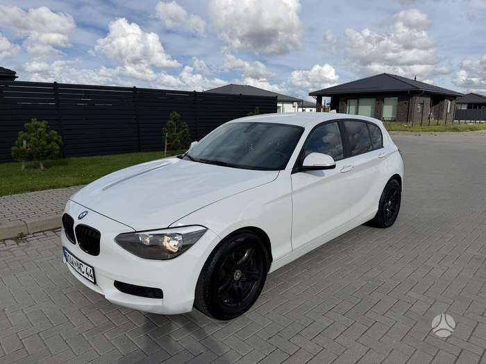 BMW 120, 2.0 l., Хэтчбек