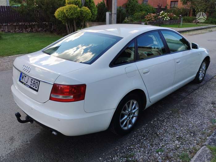 Audi A6, 2.0 l., Седан