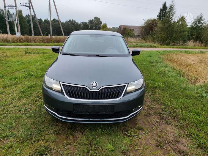 Skoda Rapid, 1.0 l., Хэтчбек