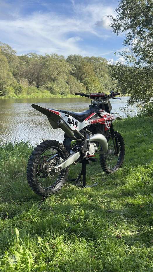 Husqvarna CR 125cc, motocross