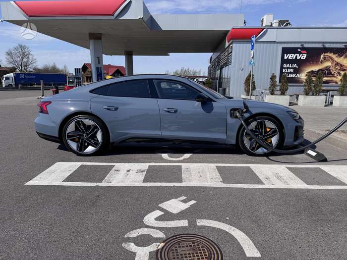 Audi e-tron GT, 95 kWh, hatchback