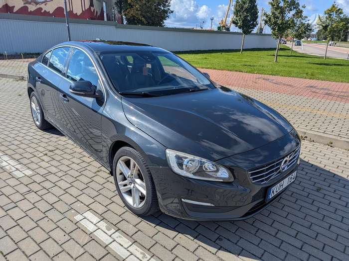 Volvo S60, 2.5 l., Седан