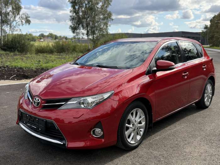 Toyota Auris, 1.6 l., hatchback