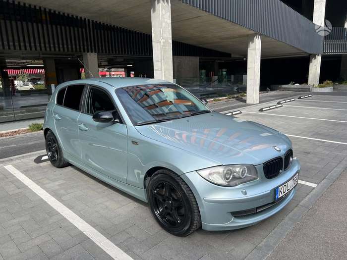 BMW 118, 2.0 l., hatchback